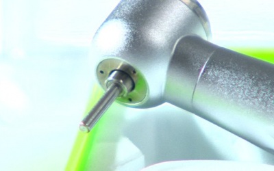 Thu giữ hơn 12.000 thiết bị nha khoa Trung Quốc giả 